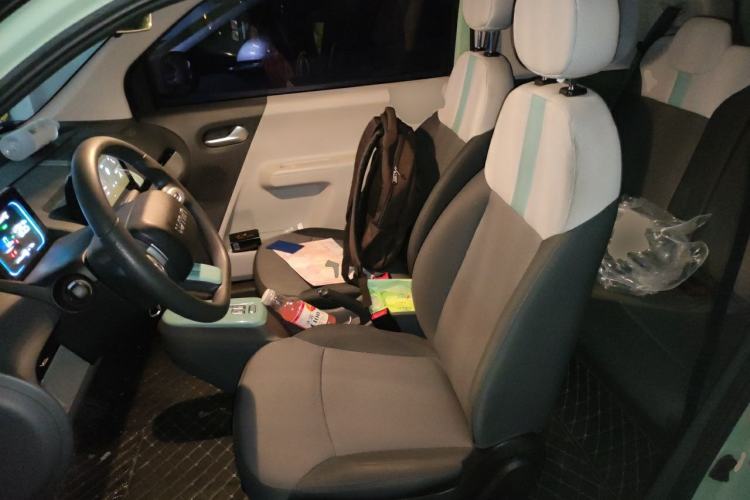 Used CHANGAN NEVO Lumin 2022 155 km – Refreshingly Sweet Edition Left Front Seat