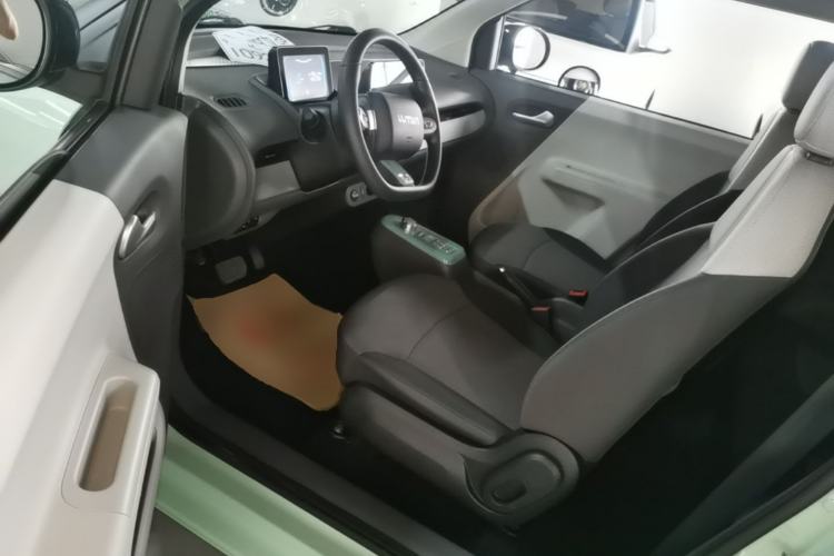 Used CHANGAN NEVO Lumin 2022 155 km – Refreshingly Sweet Edition Left Front Seat