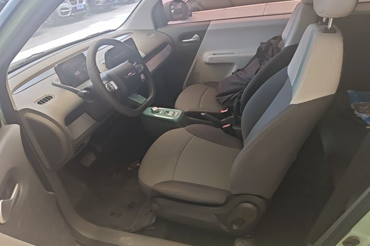 Used CHANGAN NEVO Lumin 2022 155 km – Refreshingly Sweet Edition Left Front Seat