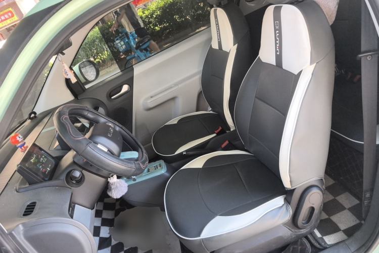 Used CHANGAN NEVO Lumin 2022 155 km – Refreshingly Sweet Edition Left Front Seat