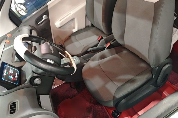 Used CHANGAN NEVO Lumin 2022 155 km – Refreshingly Sweet Edition Left Front Seat