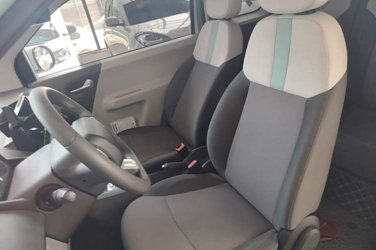 Used CHANGAN NEVO Lumin 2022 301km Honey-Sweet Version Left Front Seat
