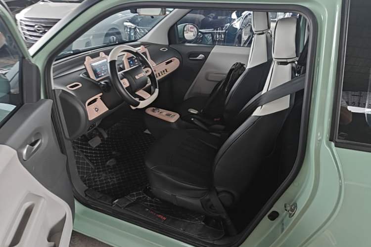 Used CHANGAN NEVO Lumin 2022 301km Honey-Sweet Version Left Front Seat