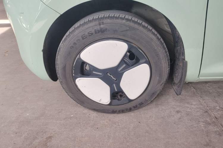Used CHANGAN NEVO Lumin 2022 210km Sweet Edition Left Front Wheel Hub