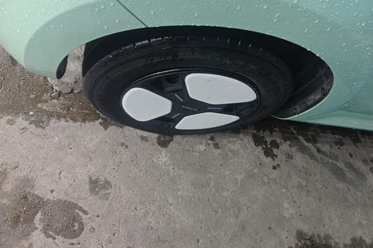 Used CHANGAN NEVO Lumin 2022 210km Sweet Edition Left Front Wheel Hub