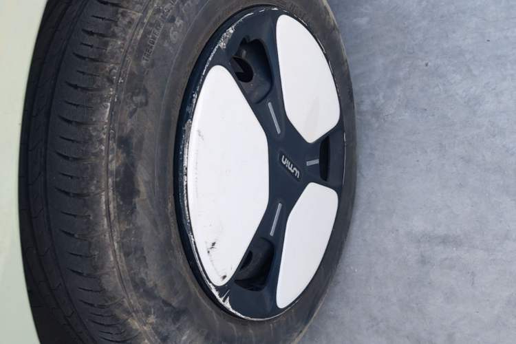 Used CHANGAN NEVO Lumin 2022 210km Sweet Edition Left Front Wheel Hub