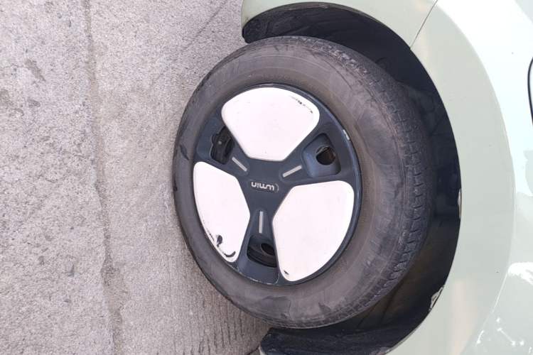 Used CHANGAN NEVO Lumin 2022 210km Sweet Edition Left Front Wheel Hub