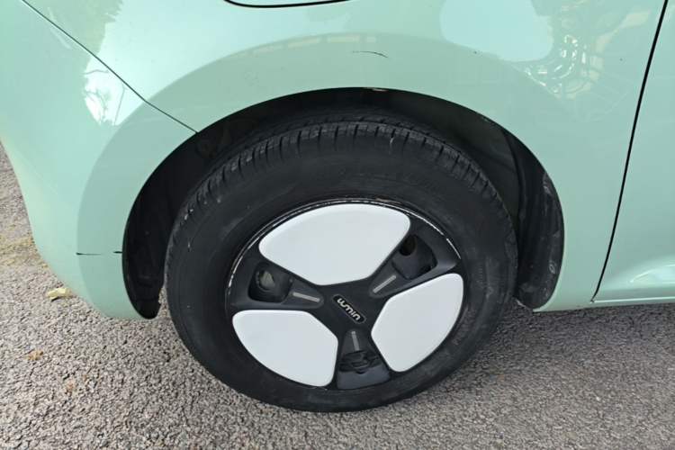 Used CHANGAN NEVO Lumin 2022 210km Sweet Edition Left Front Wheel Hub