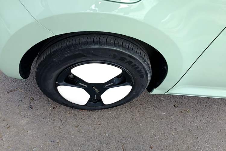 Used CHANGAN NEVO Lumin 2022 210km Sweet Edition Left Front Wheel Hub