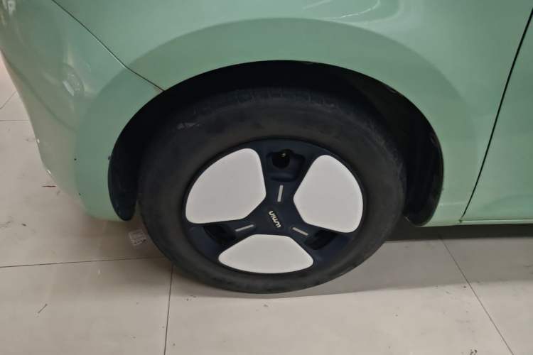 Used CHANGAN NEVO Lumin 2022 210km Sweet Edition Left Front Wheel Hub