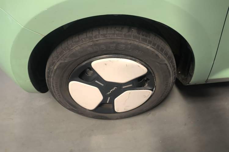 Used CHANGAN NEVO Lumin 2022 210km Sweet Edition Left Front Wheel Hub