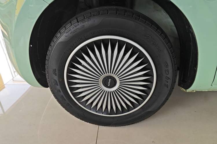 Used CHANGAN NEVO Lumin 2022 210km Sweet Edition Left Front Wheel Hub