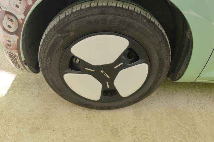 Used CHANGAN NEVO Lumin 2022 210km Sweet Edition Left Front Wheel Hub