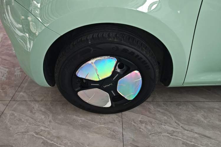 Used CHANGAN NEVO Lumin 2022 210km Sweet Edition Left Front Wheel Hub