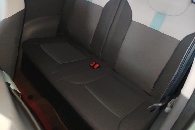 Used CHANGAN NEVO Lumin 2022 155 km – Refreshingly Sweet Edition Left Rear Seat