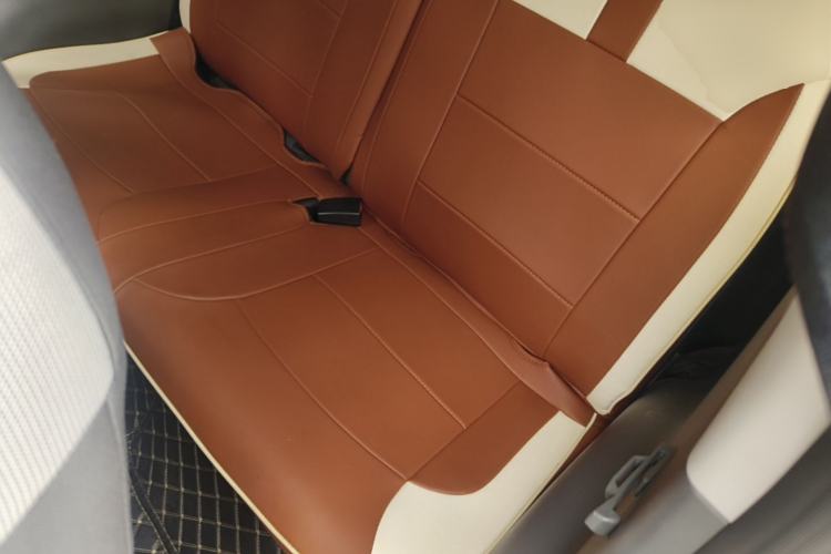 Used CHANGAN NEVO Lumin 2022 155 km – Refreshingly Sweet Edition Left Rear Seat