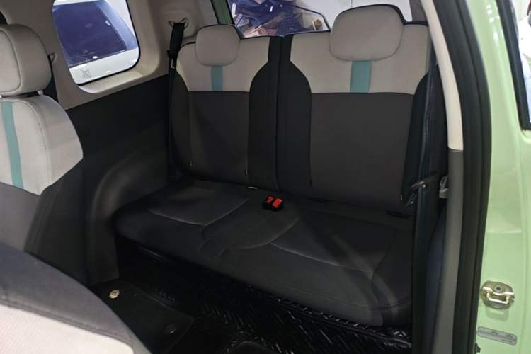 Used CHANGAN NEVO Lumin 2022 210km Sweet Edition Left Rear Seat