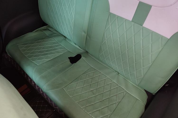 Used CHANGAN NEVO Lumin 2022 155 km – Refreshingly Sweet Edition Left Rear Seat