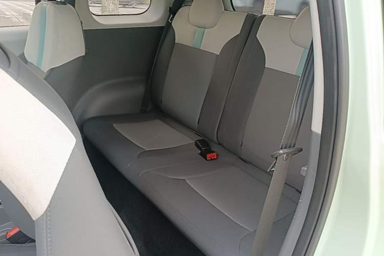 Used CHANGAN NEVO Lumin 2022 210km Sweet Edition Left Rear Seat