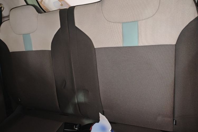 Used CHANGAN NEVO Lumin 2022 155 km – Refreshingly Sweet Edition Left Rear Seat