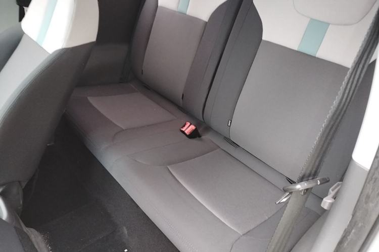 Used CHANGAN NEVO Lumin 2022 155 km – Refreshingly Sweet Edition Left Rear Seat