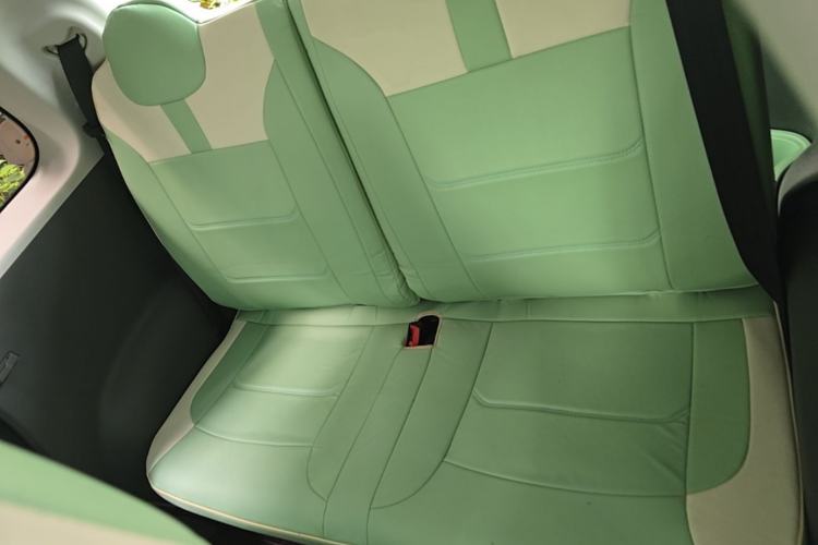 Used CHANGAN NEVO Lumin 2022 155 km – Refreshingly Sweet Edition Left Rear Seat