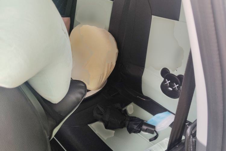Used CHANGAN NEVO Lumin 2022 210km Sweet Edition Left Rear Seat