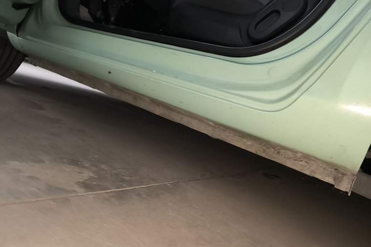 Used CHANGAN NEVO Lumin 2022 210km Sweet Edition Left Side Sill