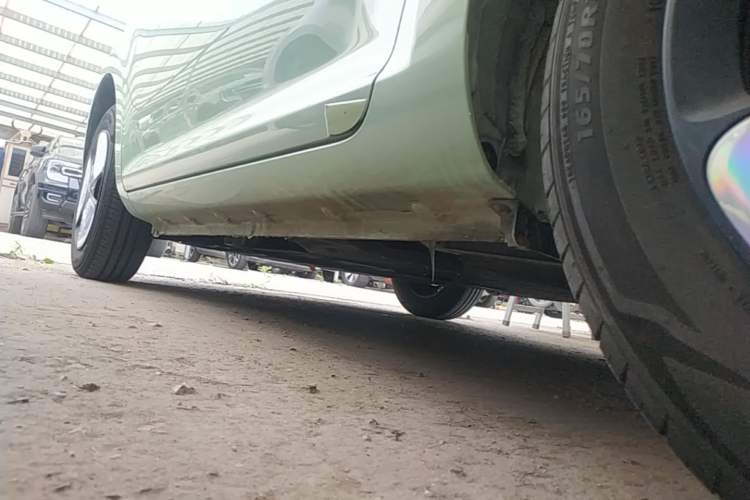 Used CHANGAN NEVO Lumin 2022 155 km – Refreshingly Sweet Edition Left Side Sill