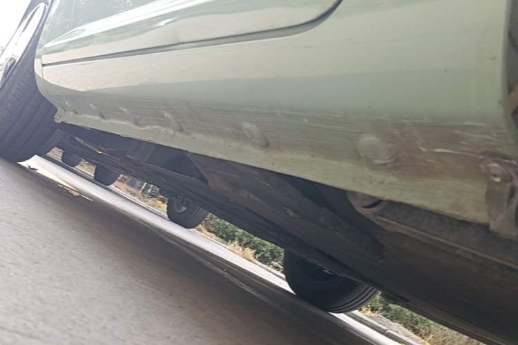 Used CHANGAN NEVO Lumin 2022 155 km – Refreshingly Sweet Edition Left Side Sill