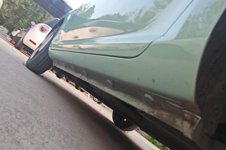 Used CHANGAN NEVO Lumin 2022 155 km – Refreshingly Sweet Edition Left Side Sill