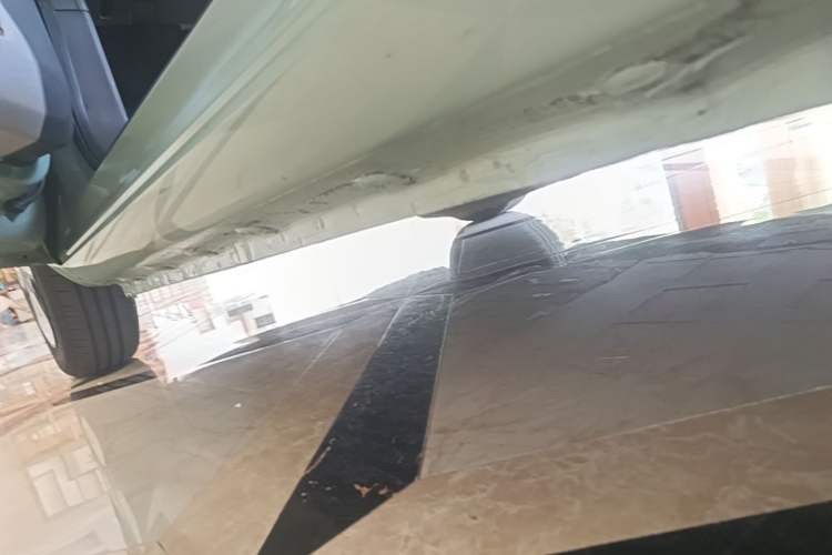 Used CHANGAN NEVO Lumin 2022 155 km – Refreshingly Sweet Edition Left Side Sill