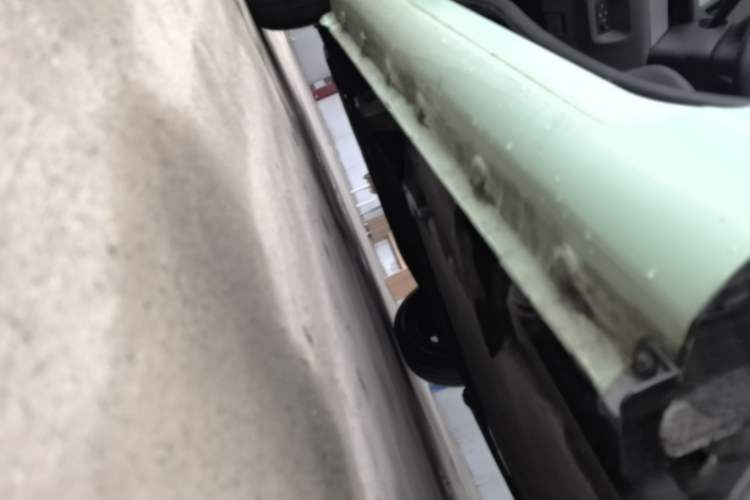 Used CHANGAN NEVO Lumin 2022 155 km – Refreshingly Sweet Edition Left Side Sill