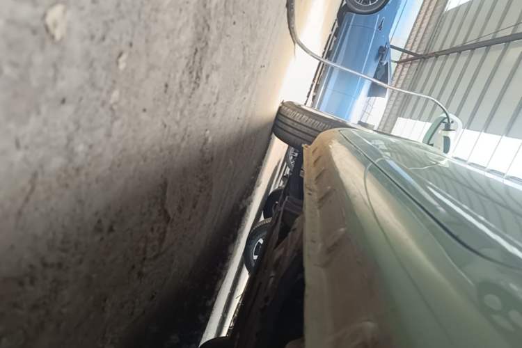 Used CHANGAN NEVO Lumin 2022 155 km – Refreshingly Sweet Edition Left Side Sill