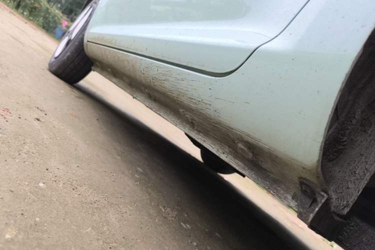 Used CHANGAN NEVO Lumin 2022 155 km – Refreshingly Sweet Edition Left Side Sill