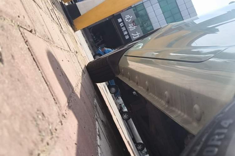 Used CHANGAN NEVO Lumin 2022 155 km – Refreshingly Sweet Edition Left Side Sill