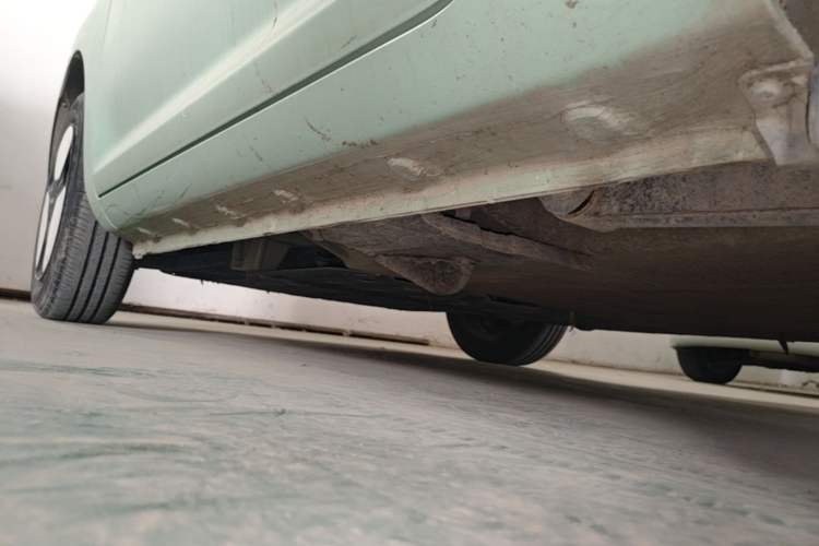 Used CHANGAN NEVO Lumin 2022 155 km – Refreshingly Sweet Edition Left Side Sill