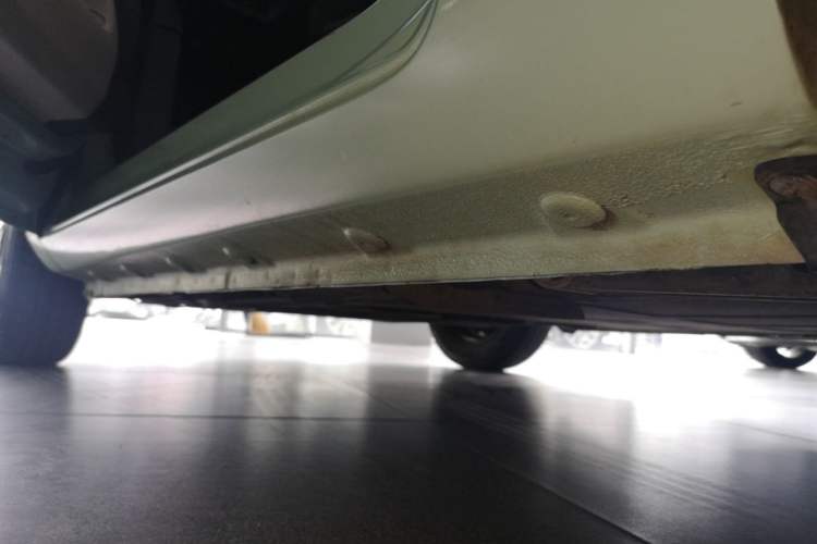 Used CHANGAN NEVO Lumin 2022 210km Sweet Edition Left Side Sill