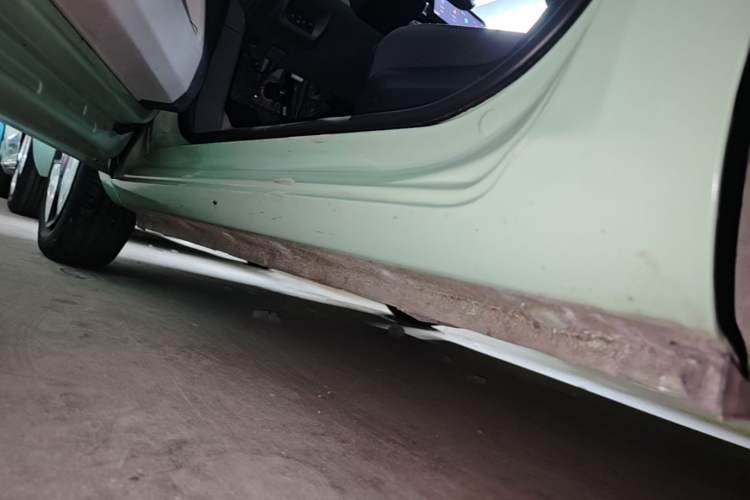 Used CHANGAN NEVO Lumin 2022 210km Sweet Edition Left Side Sill