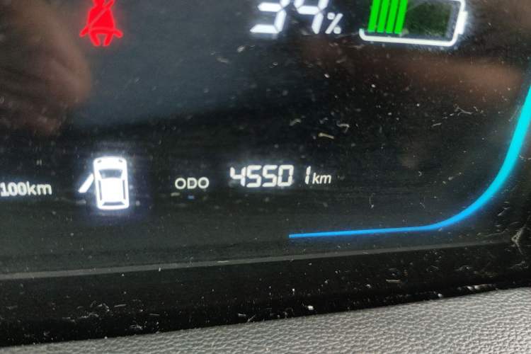 Used CHANGAN NEVO Lumin 2022 301km Honey-Sweet Version Odometer Close Up