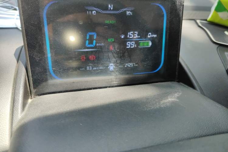 Used CHANGAN NEVO Lumin 2022 155 km – Refreshingly Sweet Edition Odometer Close Up