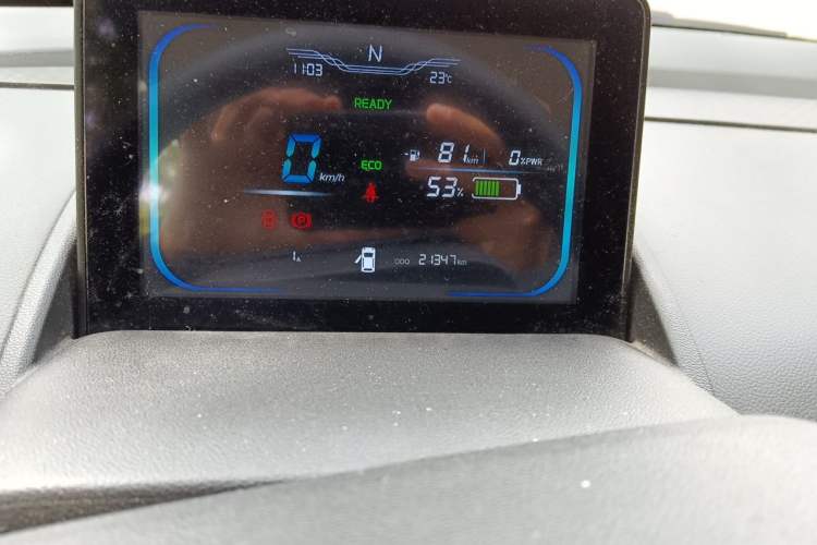 Used CHANGAN NEVO Lumin 2022 155 km – Refreshingly Sweet Edition Odometer Close Up
