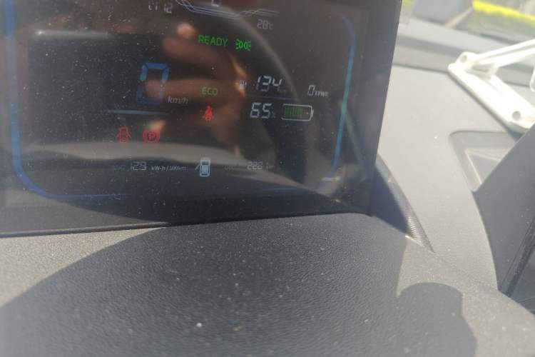 Used CHANGAN NEVO Lumin 2022 210km Sweet Edition Odometer Close Up