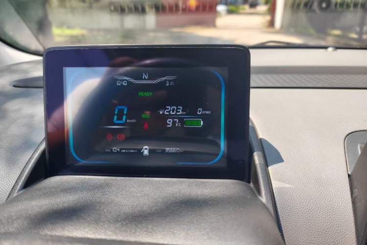 Used CHANGAN NEVO Lumin 2022 210km Sweet Edition Odometer Close Up