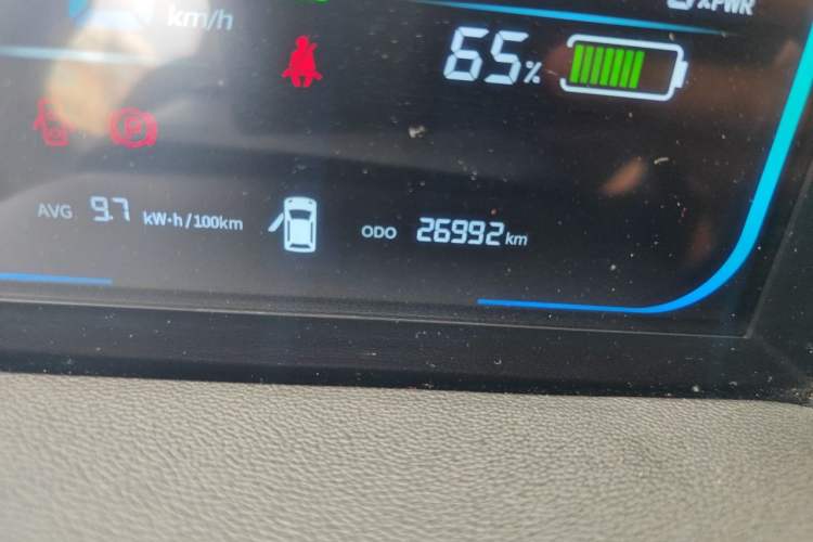 Used CHANGAN NEVO Lumin 2022 301km Honey-Sweet Version Odometer Close Up
