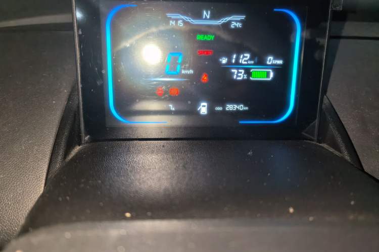 Used CHANGAN NEVO Lumin 2022 155 km – Refreshingly Sweet Edition Odometer Close Up