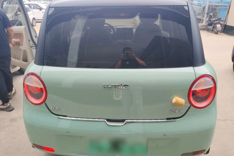 Used CHANGAN NEVO Lumin 2022 155 km – Refreshingly Sweet Edition Rear