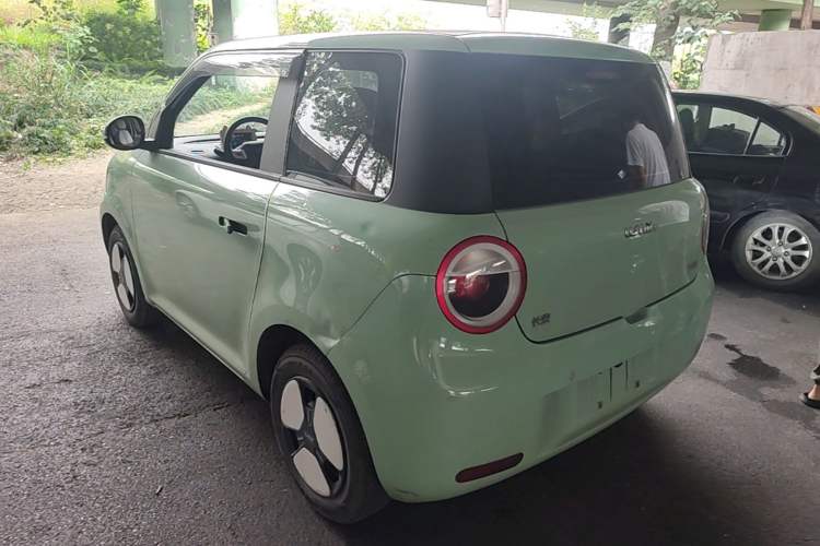 Used CHANGAN NEVO Lumin 2022 301km Honey-Sweet Version Rear Left 45 Deg