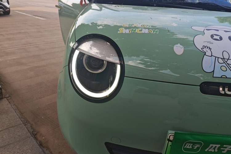 Used CHANGAN NEVO Lumin 2022 155 km – Refreshingly Sweet Edition Right Front Headlight