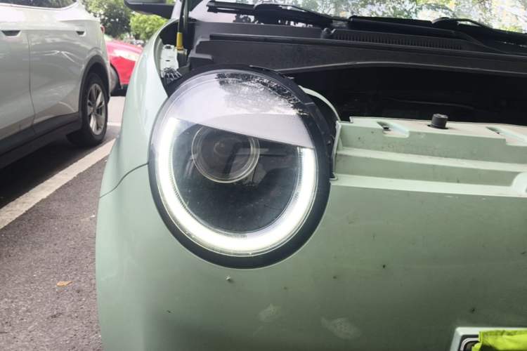 Used CHANGAN NEVO Lumin 2022 210km Sweet Edition Right Front Headlight